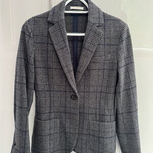 Circolo Women's Gray Checkered Blazer